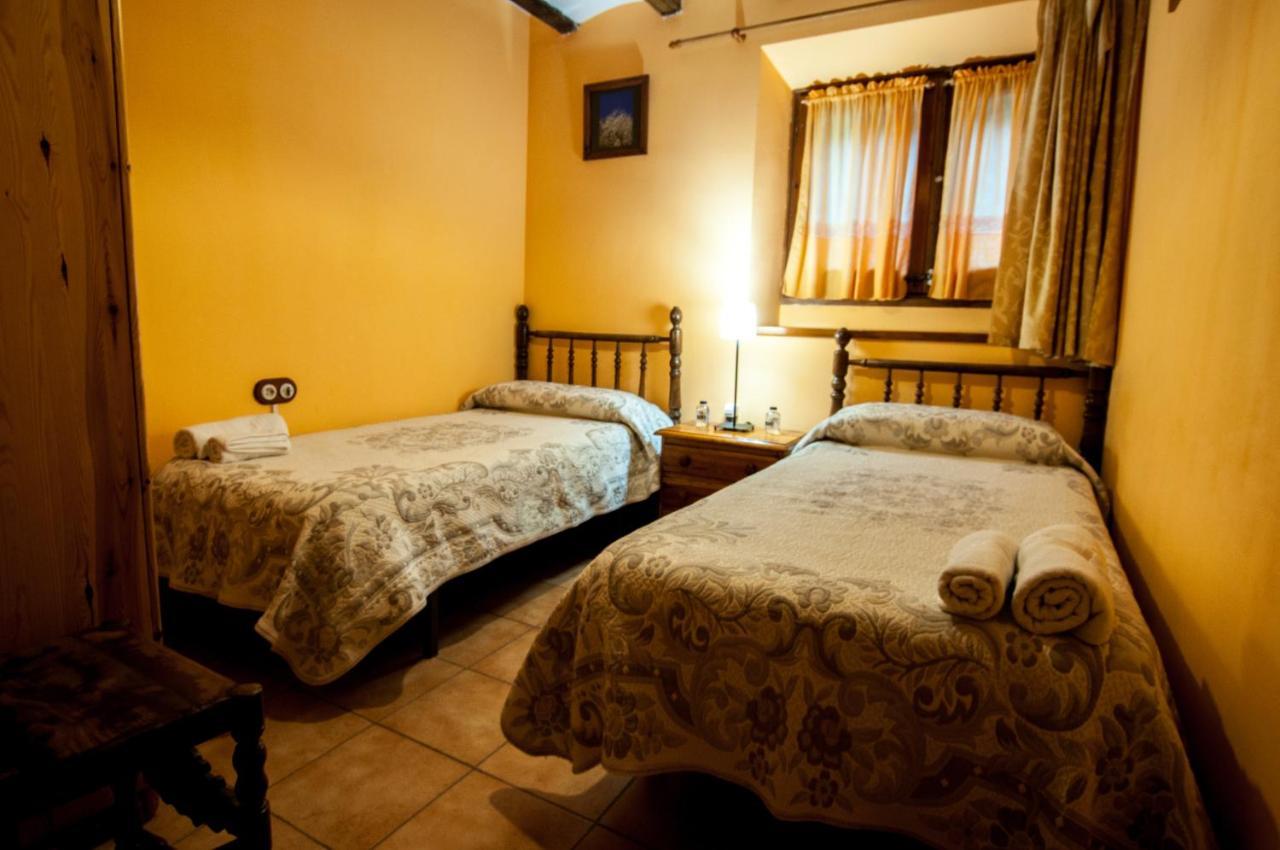Hostal Santuari De Paller Bagá Екстериор снимка